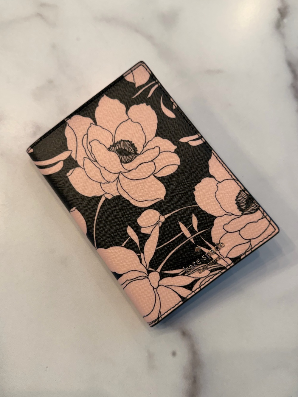 KATE SPADE Pink & Black  Laurel Way Gardenia Passport Cover Holder